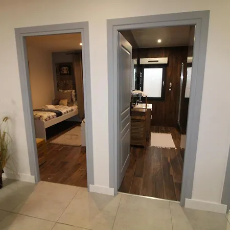 Marvel House - Disneyland 5min, Private Parking, Terrace בית נופש *