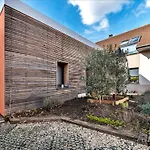 Marvel House - Disneyland 5min, Private Parking, Terrace Feriehus Magny-le-Hongre