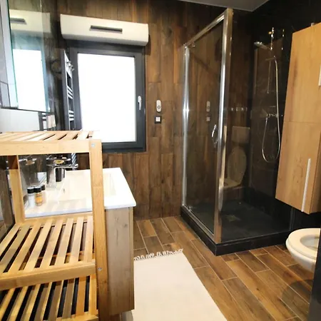 Marvel House - Disneyland 5min, Private Parking, Terrace Nyaraló Magny-le-Hongre