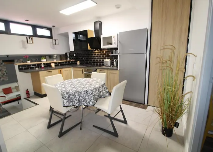 Marvel House - Disneyland 5min, Private Parking, Terrace Hébergement de vacances