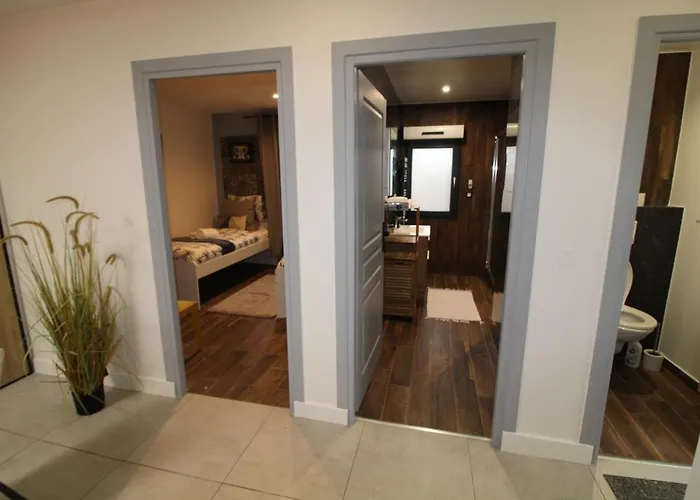 Marvel House - Disneyland 5min, Private Parking, Terrace Hébergement de vacances *