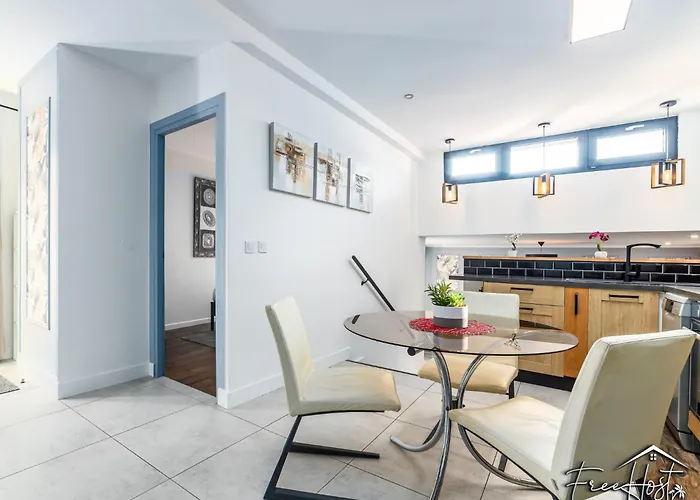 Marvel House - Disneyland 5min, Private Parking, Terrace * Magny-le-Hongre